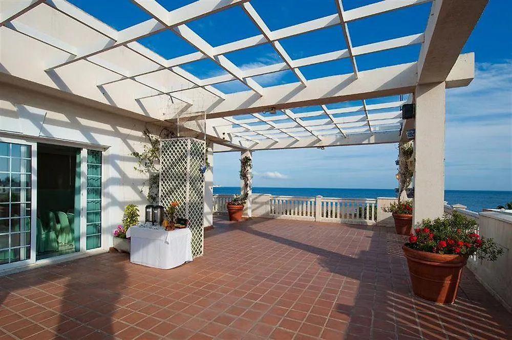 Elba Motril Beach & Business Hotel