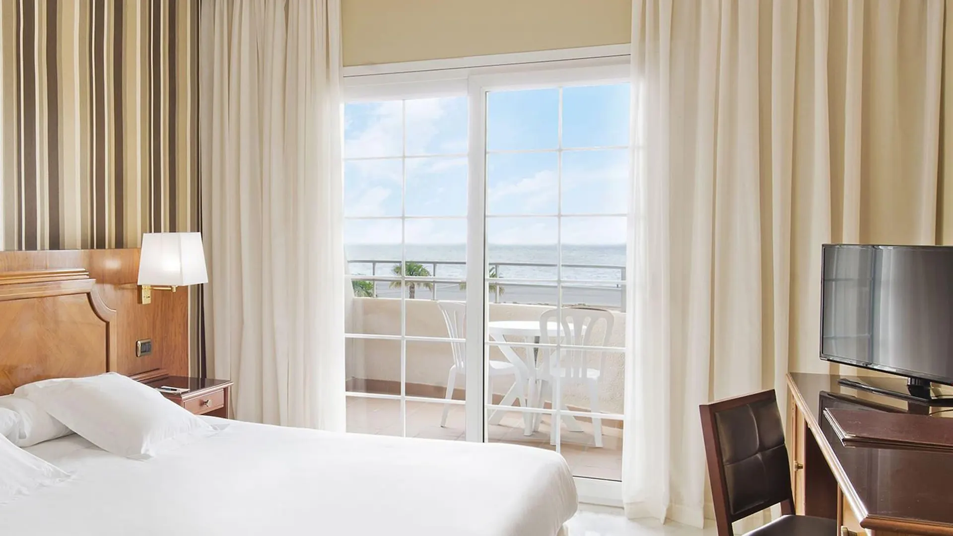 Elba Motril Beach & Business Hotel