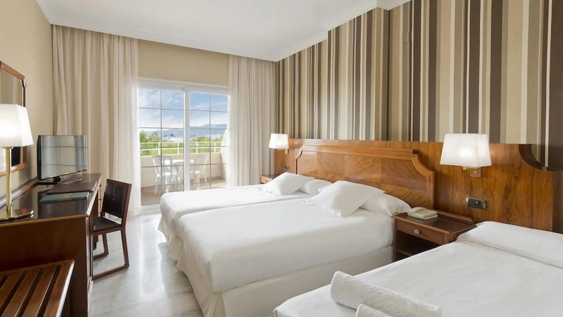 Elba Motril Beach & Business Hotel