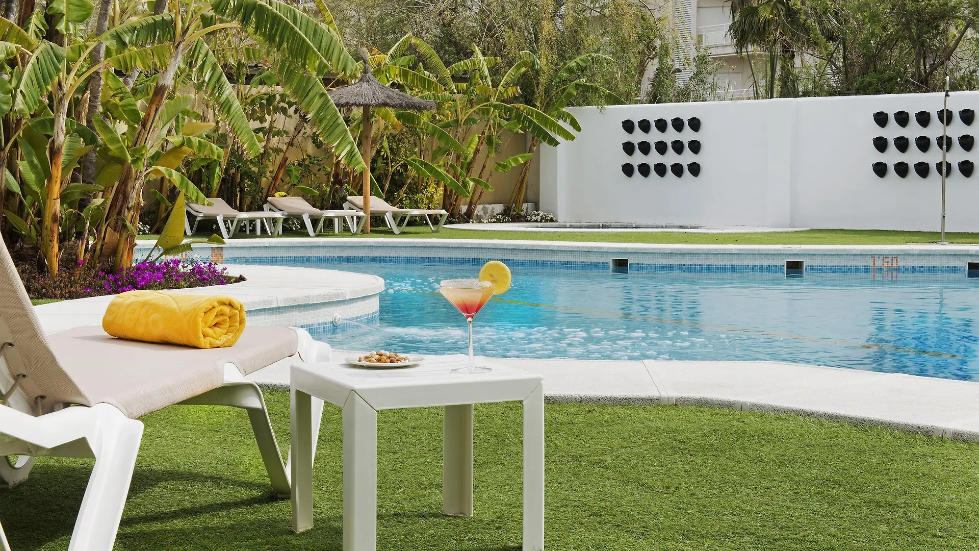 Elba Motril Beach & Business Hotel