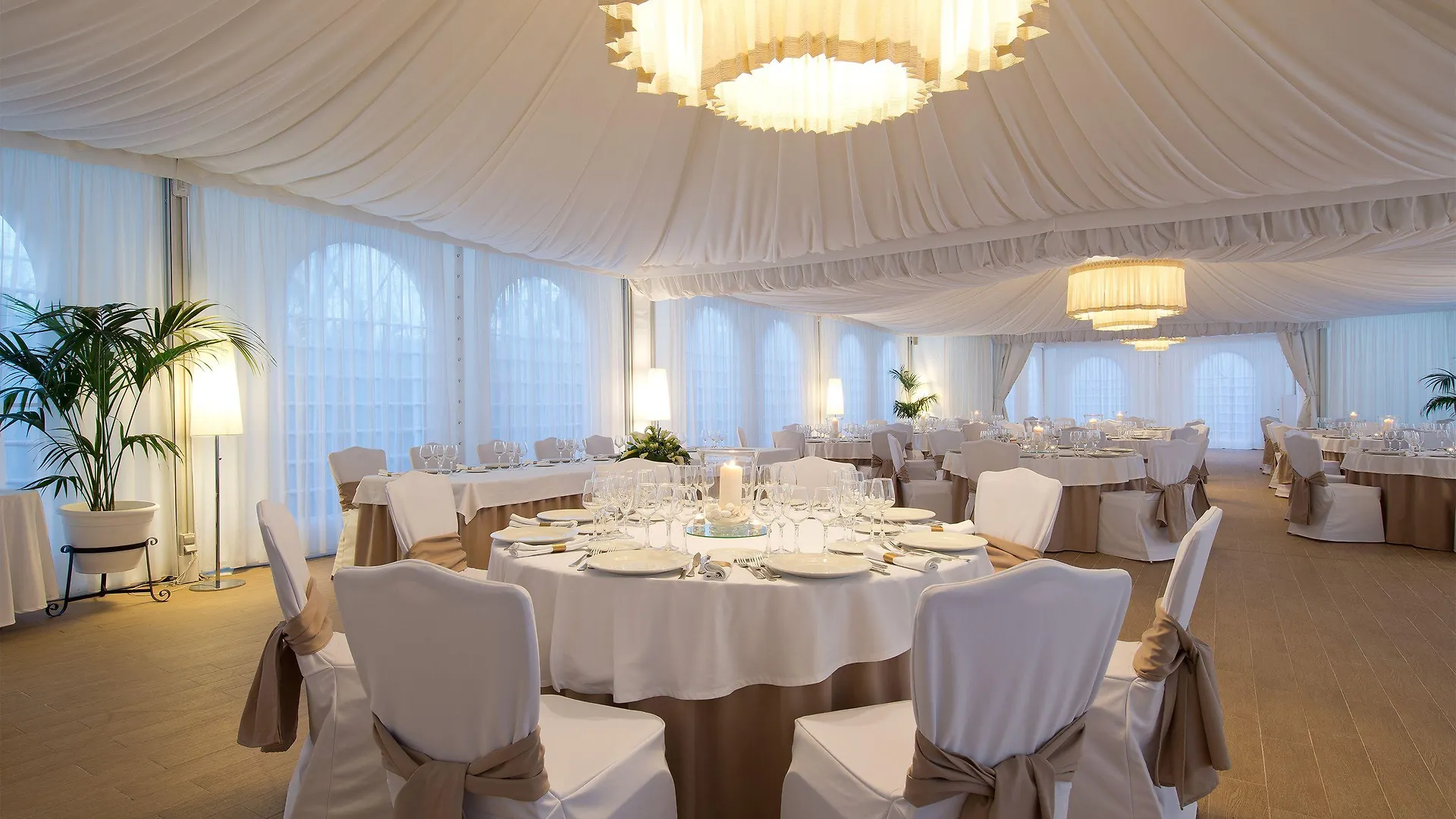 Elba Motril Beach & Business Hotel 4*,  Spanien
