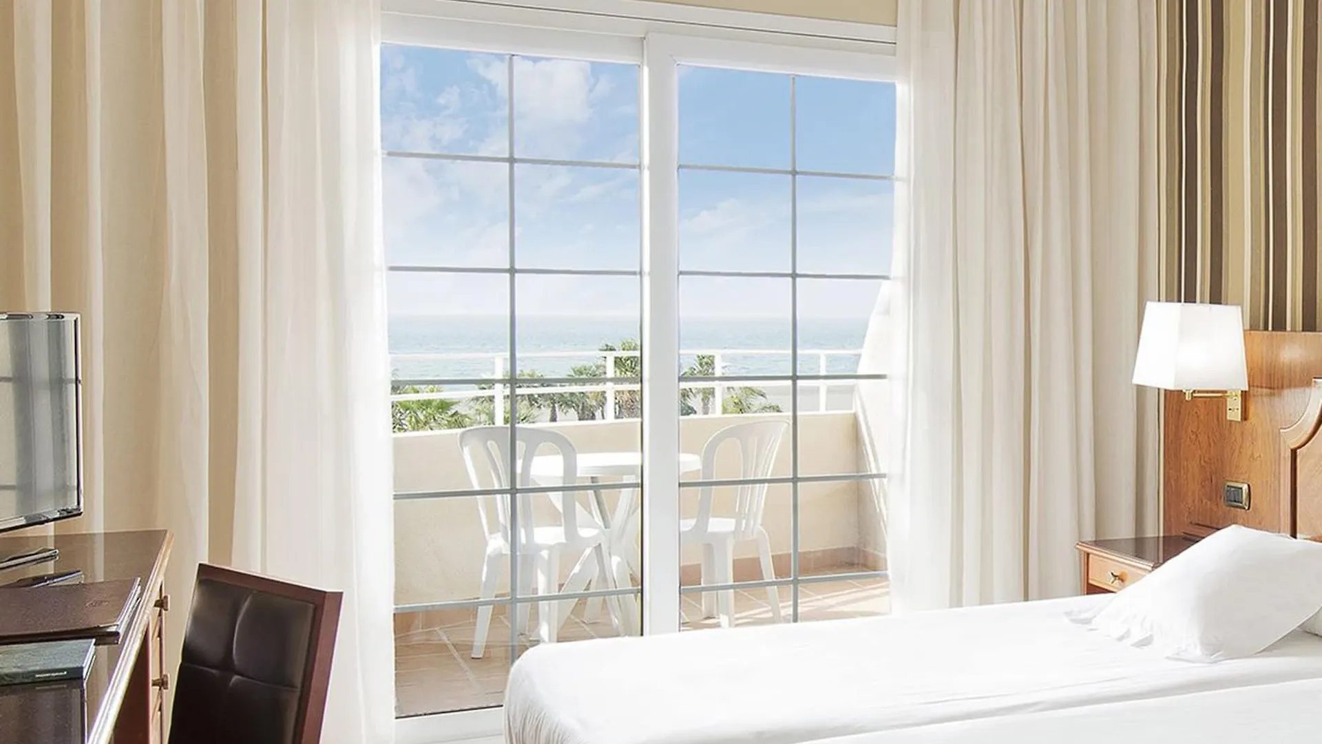 Elba Motril Beach & Business Hotel