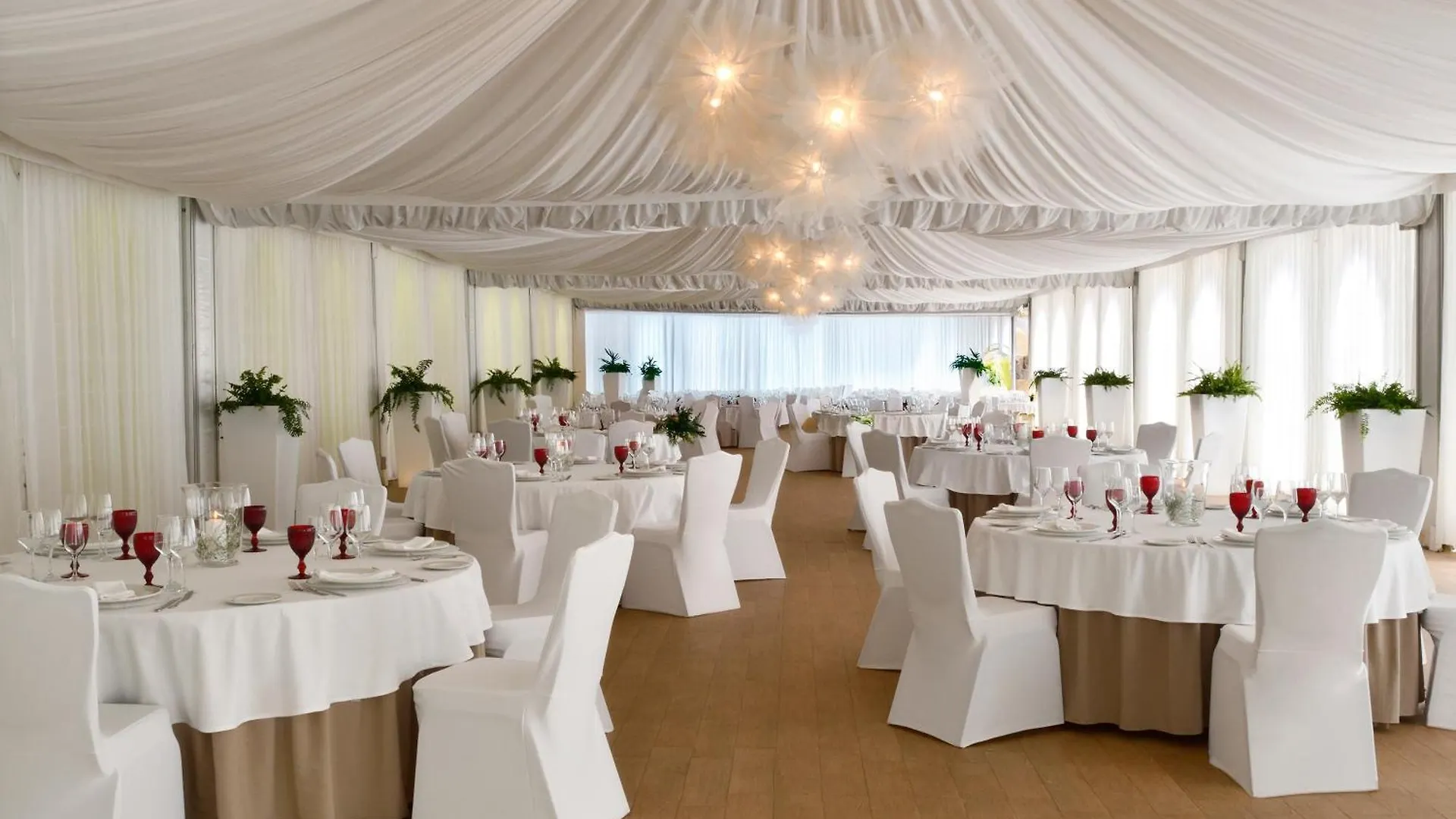 Elba Motril Beach & Business Hotel